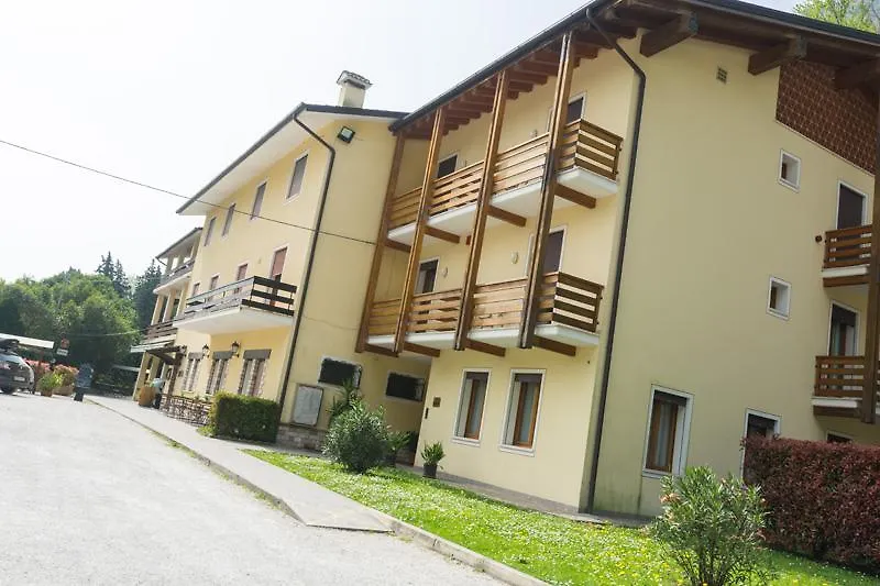 Albergo Ristorante Dalla Mena Hotel